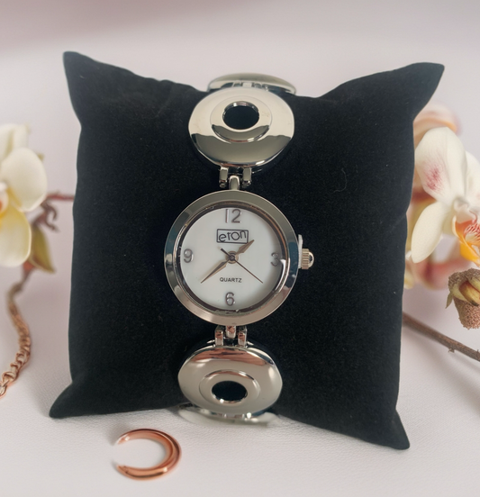 Oceanic Elegance: Silver-Tone Abalone Bracelet Watch