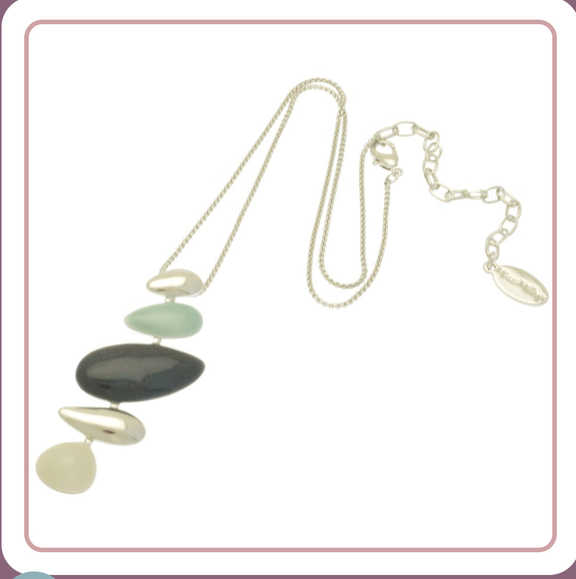 Green Stacked Pebble Necklace