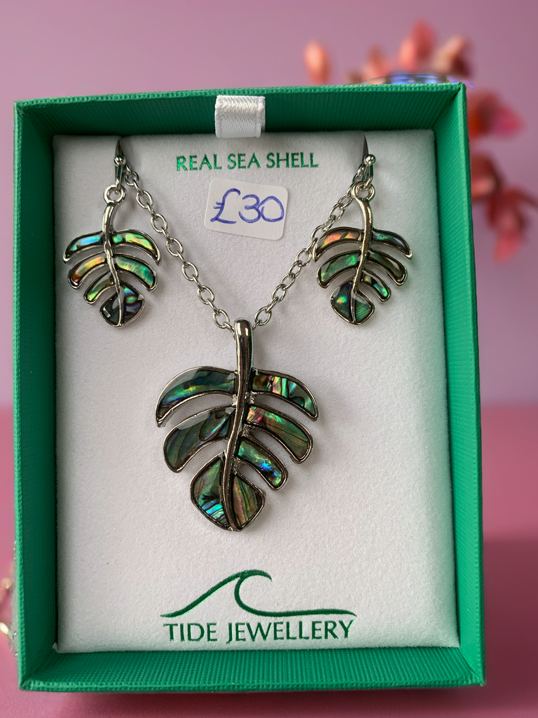 Cheese Plant Jewellery Set